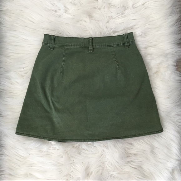 Brandy Melville miniskirt - Picture 5 of 6